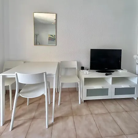 Pool And Sea View In Castle Harbour C010 Apartament *